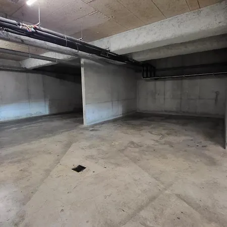 T3 Spacieux Et Paisible Avec Deux Places Parking Proche Vieux Port شقة *